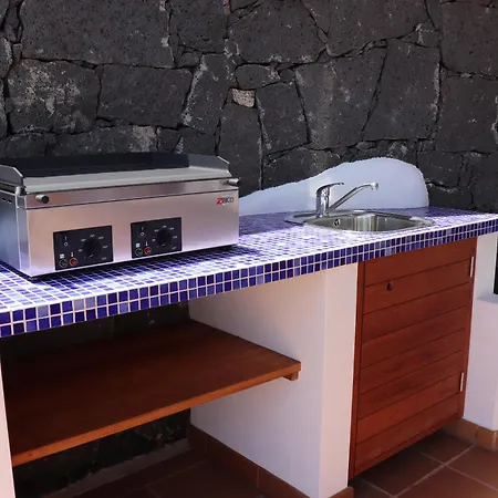 Avec Piscine Privée Chauffée Toute L'année