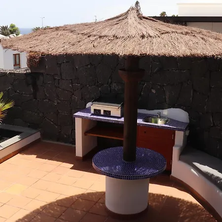 Avec Piscine Privée Chauffée Toute L'année Villa