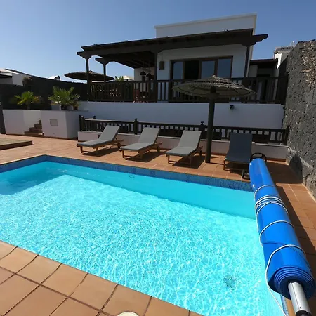 Avec Piscine Privée Chauffée Toute L'année Villa *