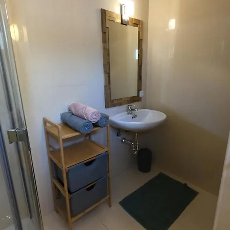 Avec Piscine Privée Chauffée Toute L'année *